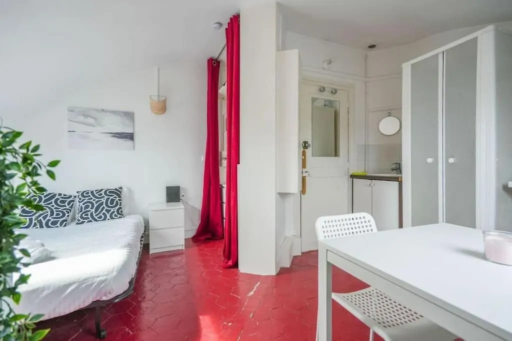 Studio With Pantheon View Apartment Paris